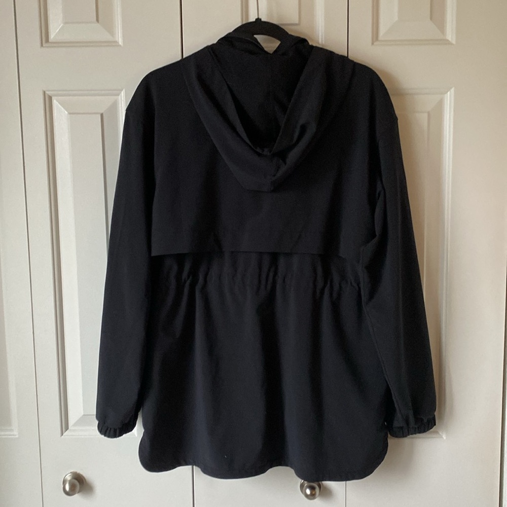 Zella jacket - Picture 2 of 3